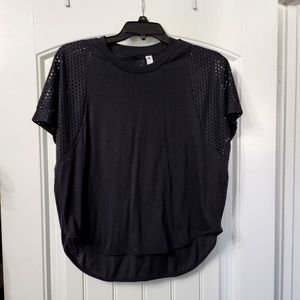 Sz M adidas crop shirt but longer in back